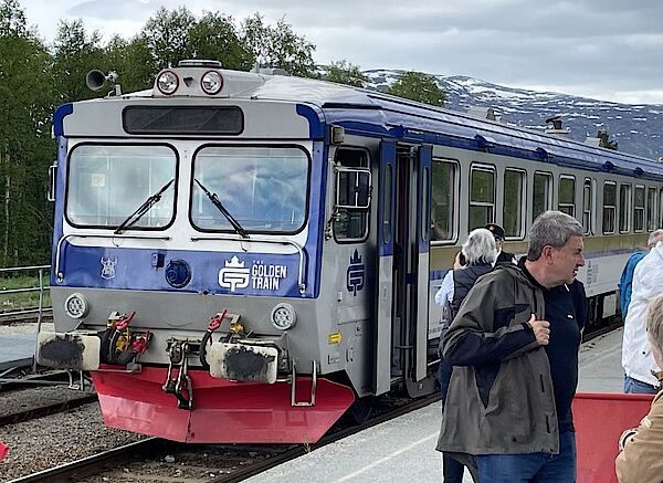 Golden Train
